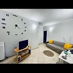 Apartment Lucky House *