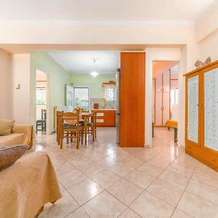Lucky House Apartman *
